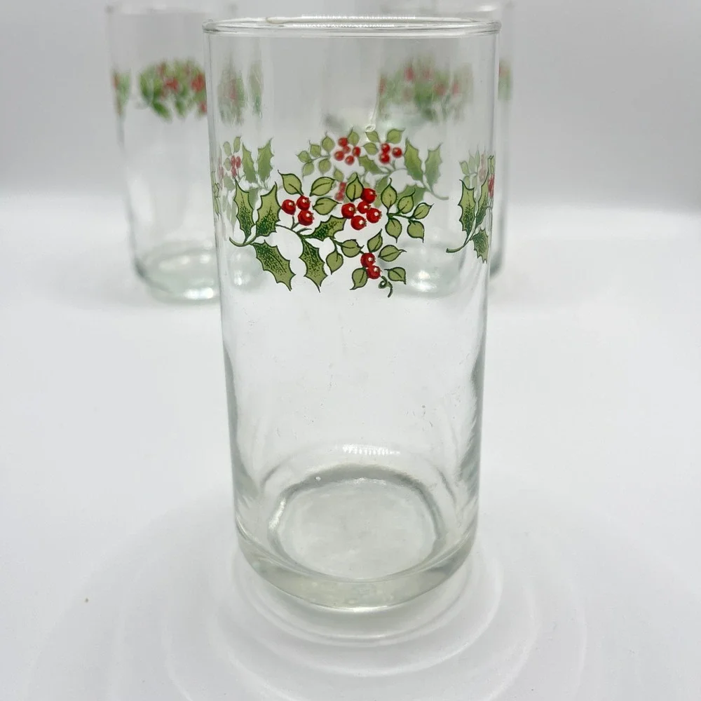 Gibson Christmas Charm Holly Berry Highball Glasses Set of 4 Holiday Tumblers